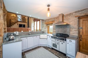Kitchen- click for photo gallery